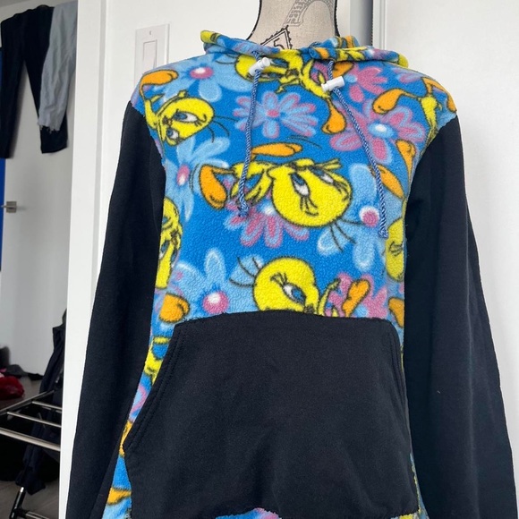 Vintage reworked tweety bird hoodie - Picture 5 of 5